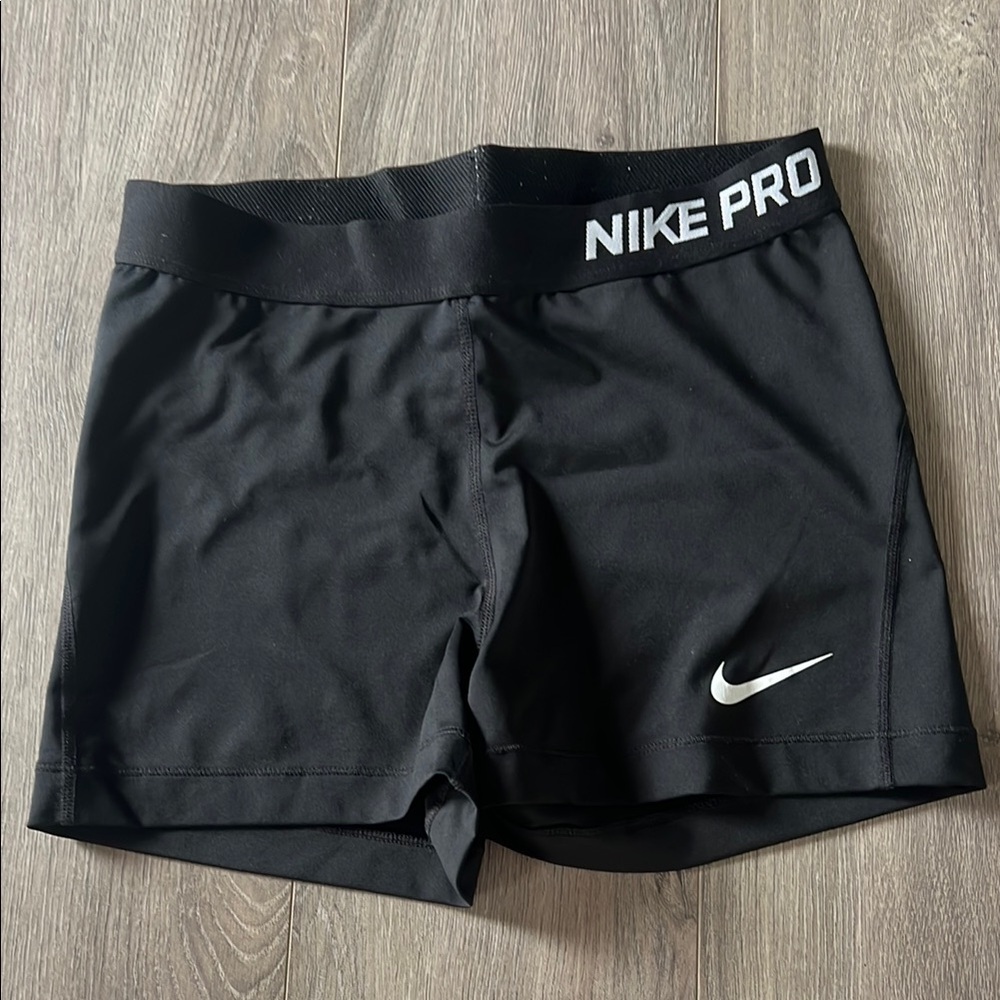 Nike Pro Black Training Shorts - size L